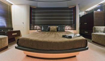 Azimut 86S full
