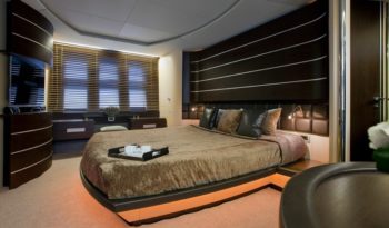 Azimut 86S full